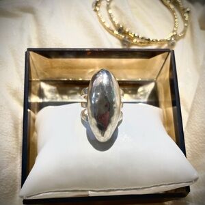 Elegant Silver Women's Ring